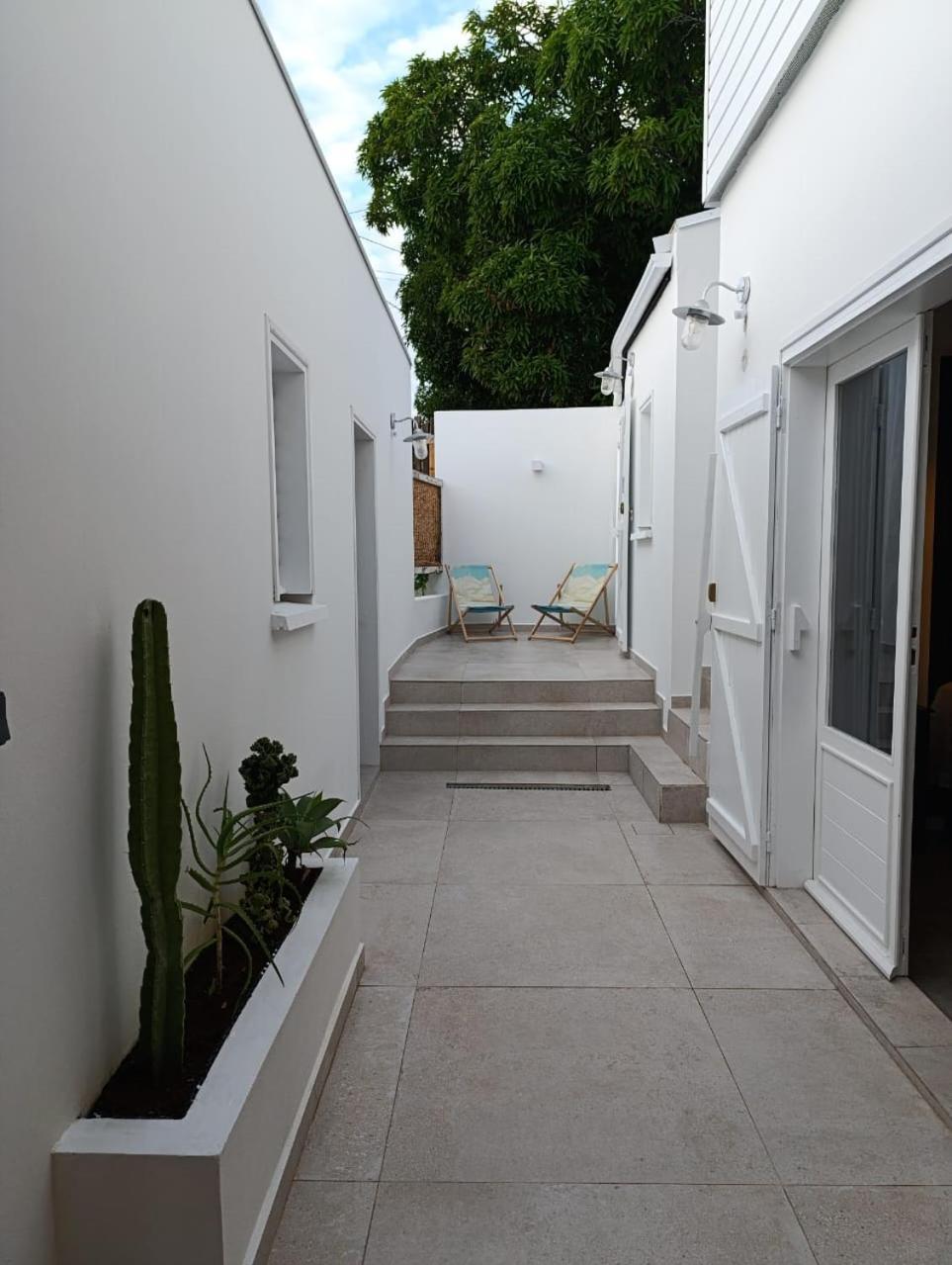 La Kaz Banian Hotel Saint Pierre Exterior foto